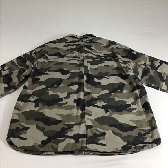 H&M Divided Green Camouflage Jacket Utility Field Shirt Barn Jacket New Size L - Picture 3 of 13